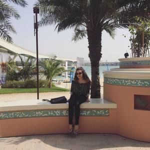 Meet your Posher, Maya